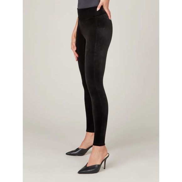 SPANX Velvet Leggings in Black - Picture 2 of 7